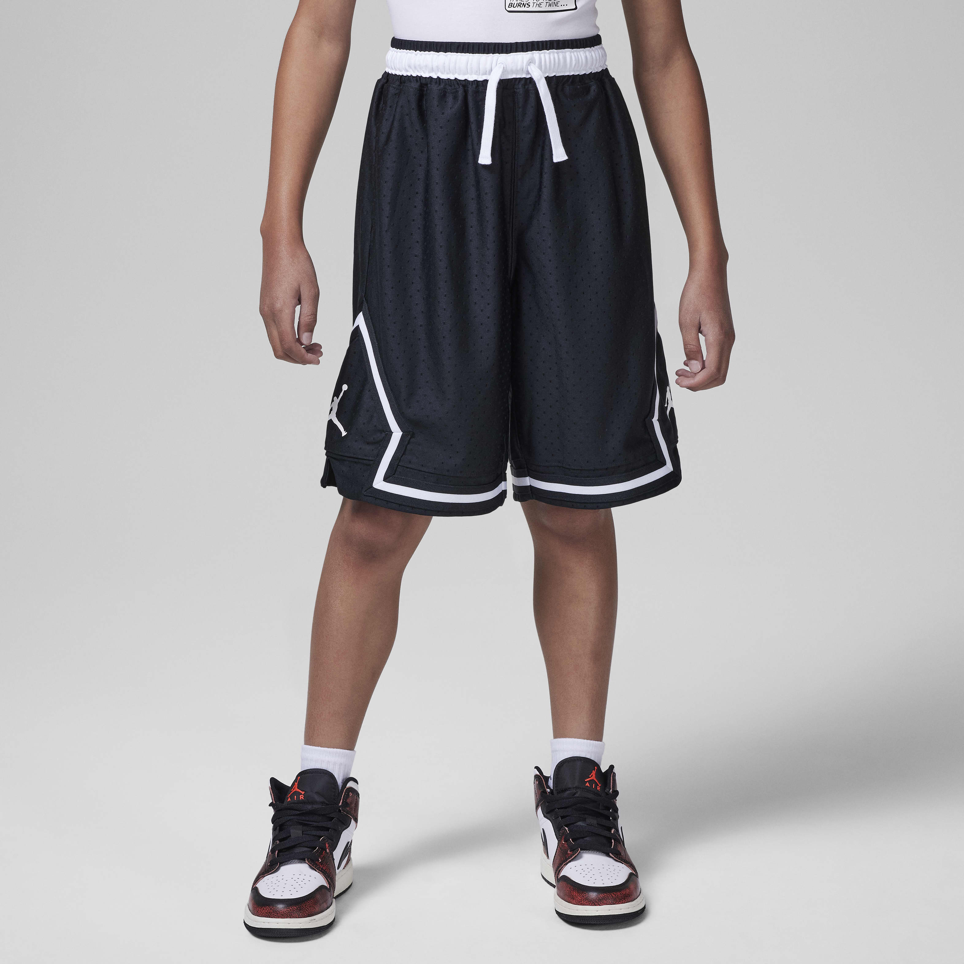 Nike Jordan Sport Older Kids' Dri-FIT Diamond Shorts